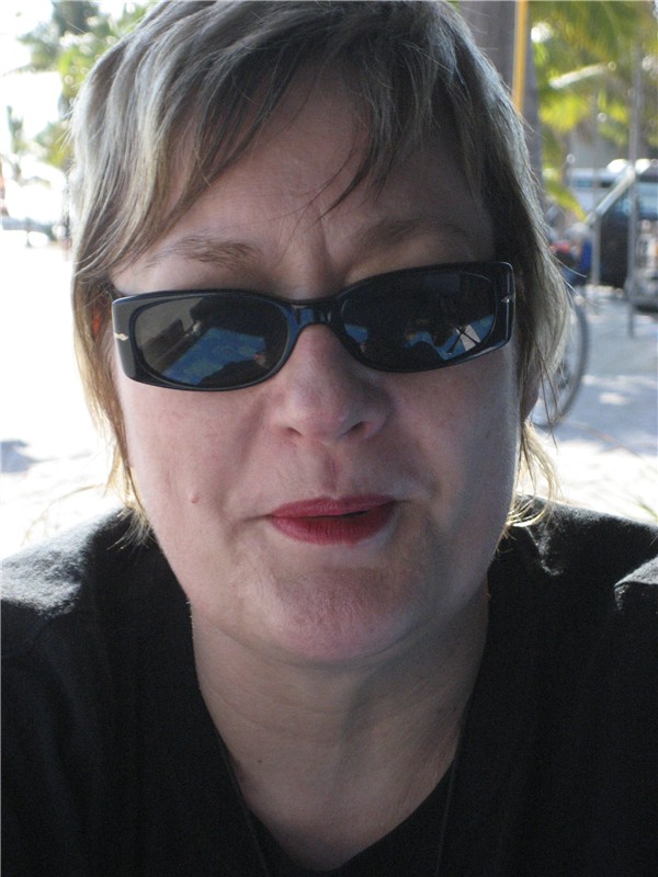 Photograph of Chantal Harvey, publisher and producer from virtual publishing company Netdreamer Publications